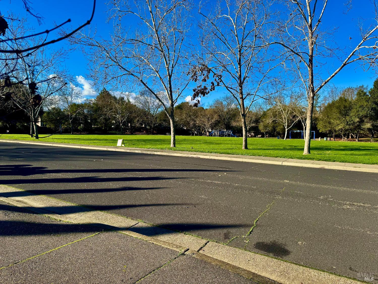 10845 Rio Ruso Drive Windsor, CA 95492 - Photo 4 of 29