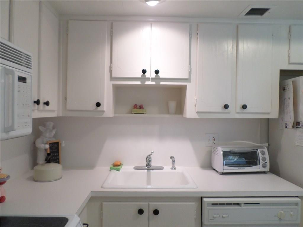 3000 Northeast 48th Court, Unit 302 Lighthouse Point, FL 33064 - Photo 13 of 31 Photo 13