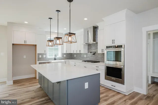 $1,850,000 | 3212 Richfield Lane, Phoenix, MD 21131