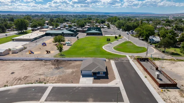 $374,900 | 625 Nuvue Street, Delta, CO 81416