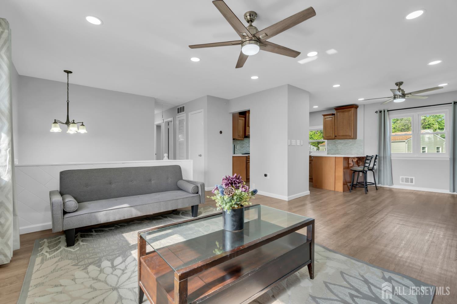 125 Jeff Street Edison, NJ 08837 - Photo 10 of 45