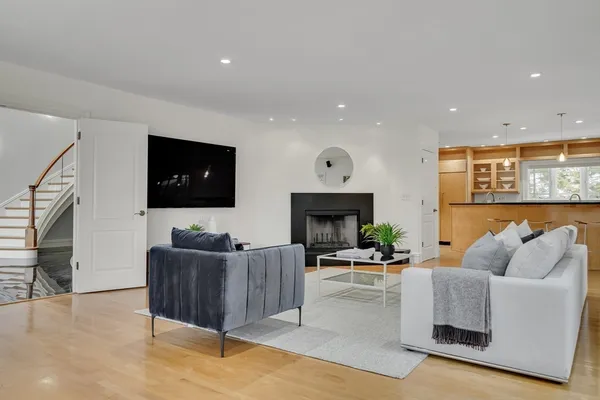 $4,500,000 | 66 Mason Terrace, Brookline, MA 02446