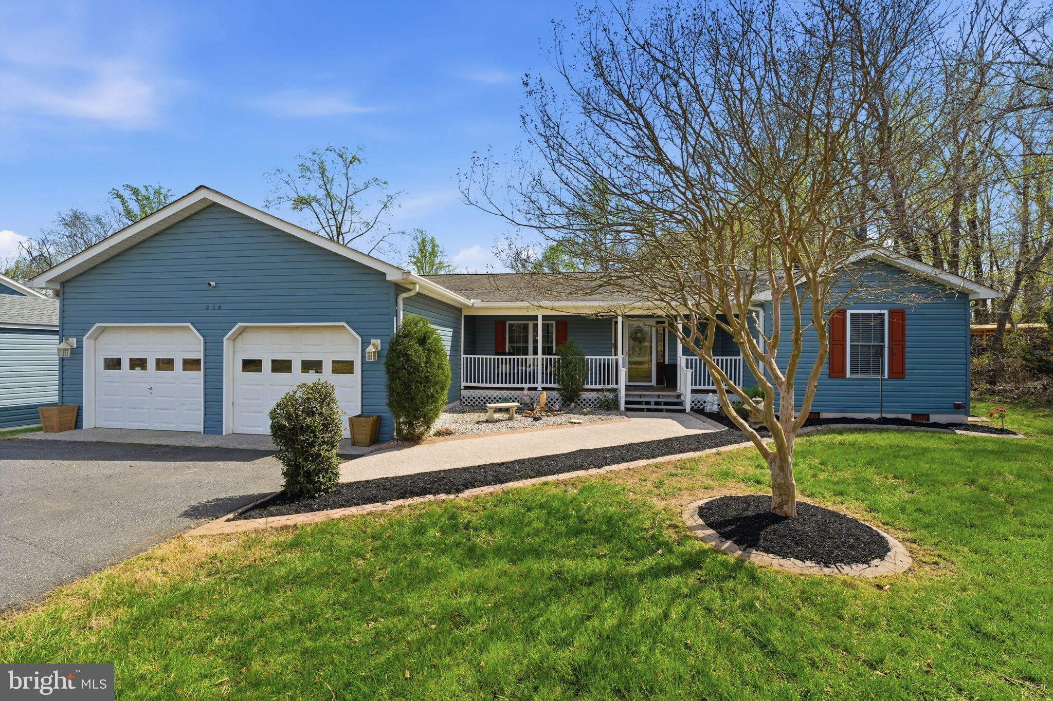 Welcome home to 256 Doc Stone Dr.