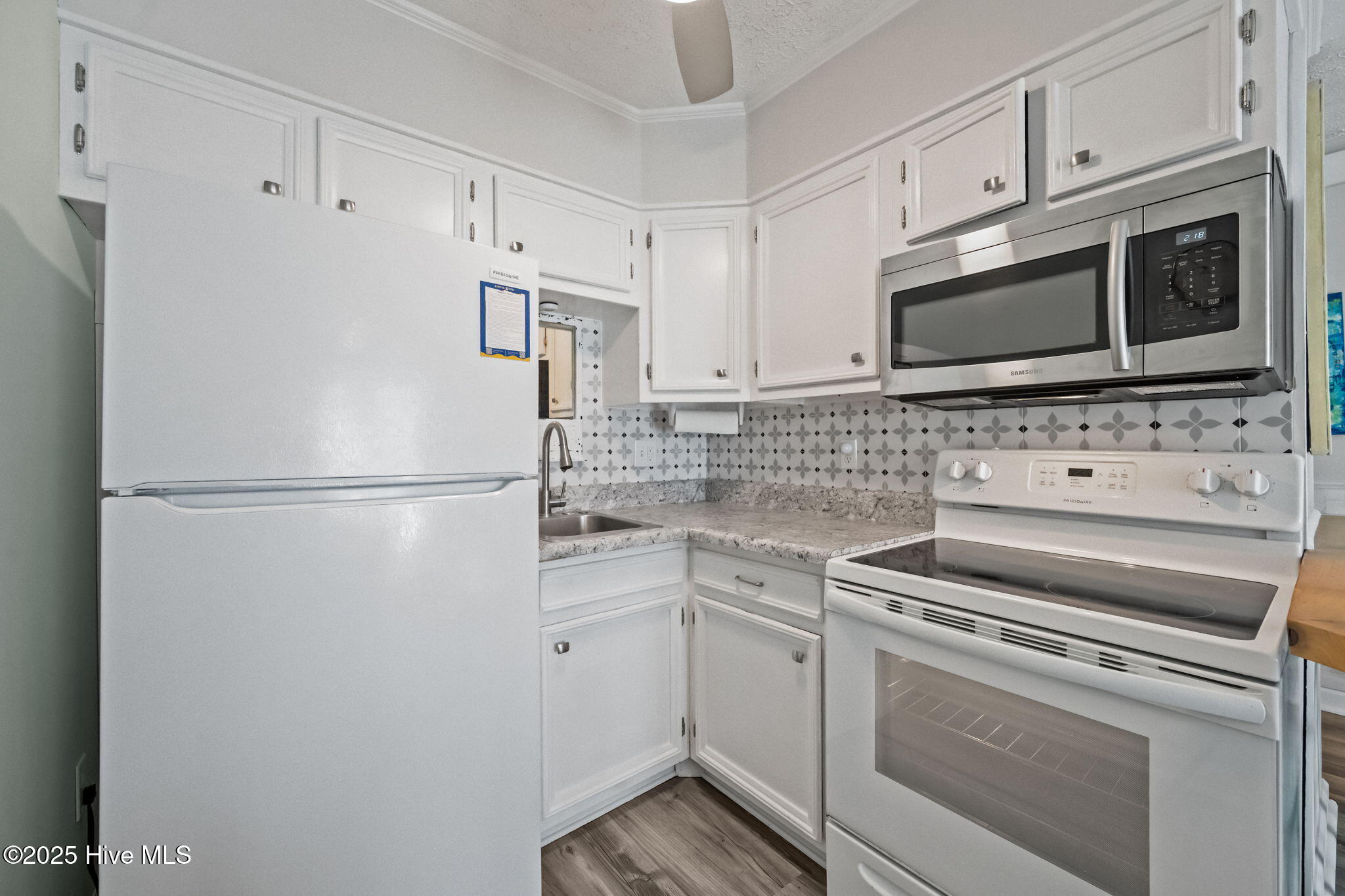 2196 New River Inlet Road, Unit 367 North Topsail Beach, NC 28460 - Photo 14 of 32 84-web-or-mls-_RAD5645