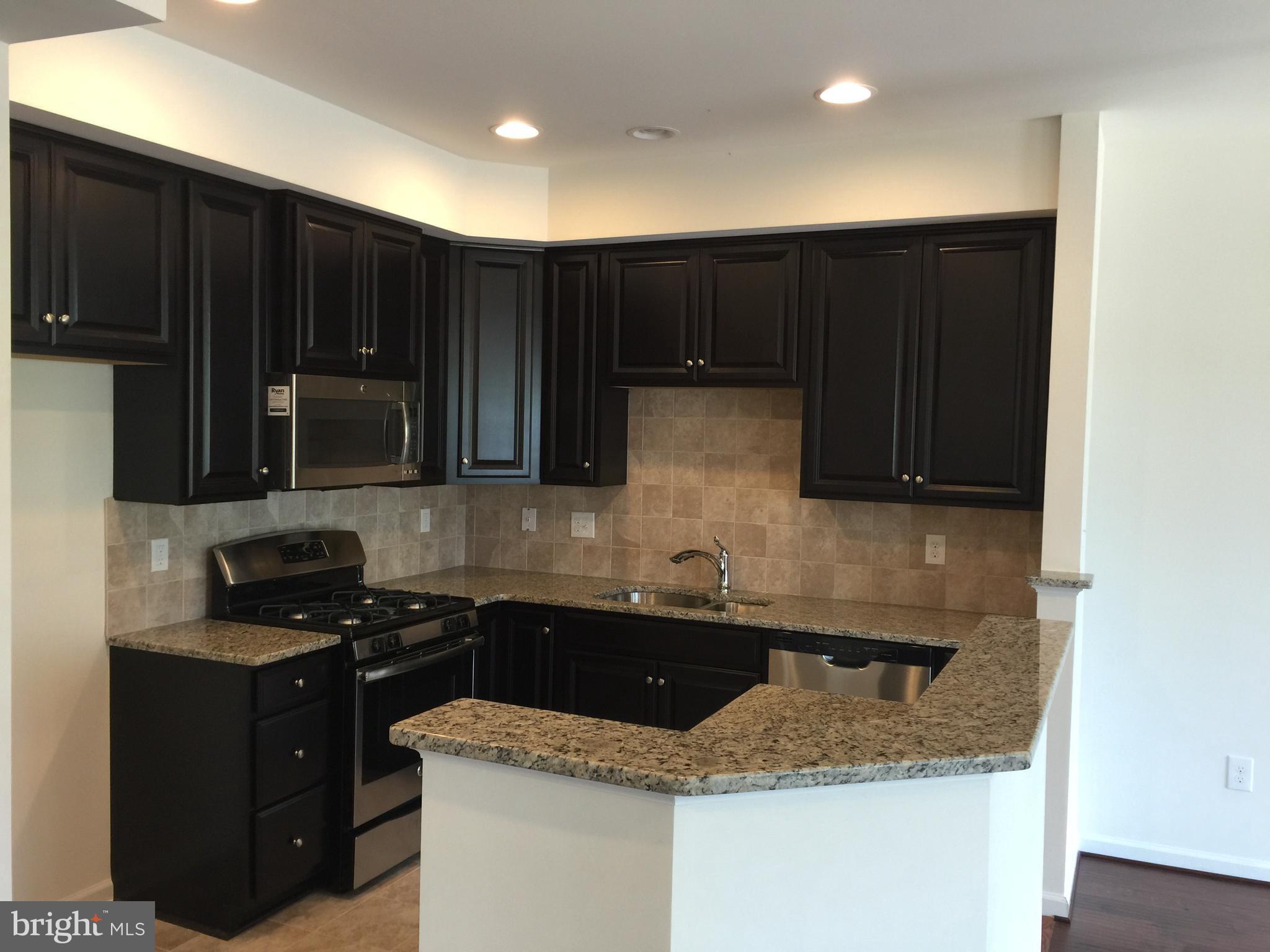 74 Sundance Drive Hamilton, NJ 08619 - Photo 4 of 15 Kitchen Island