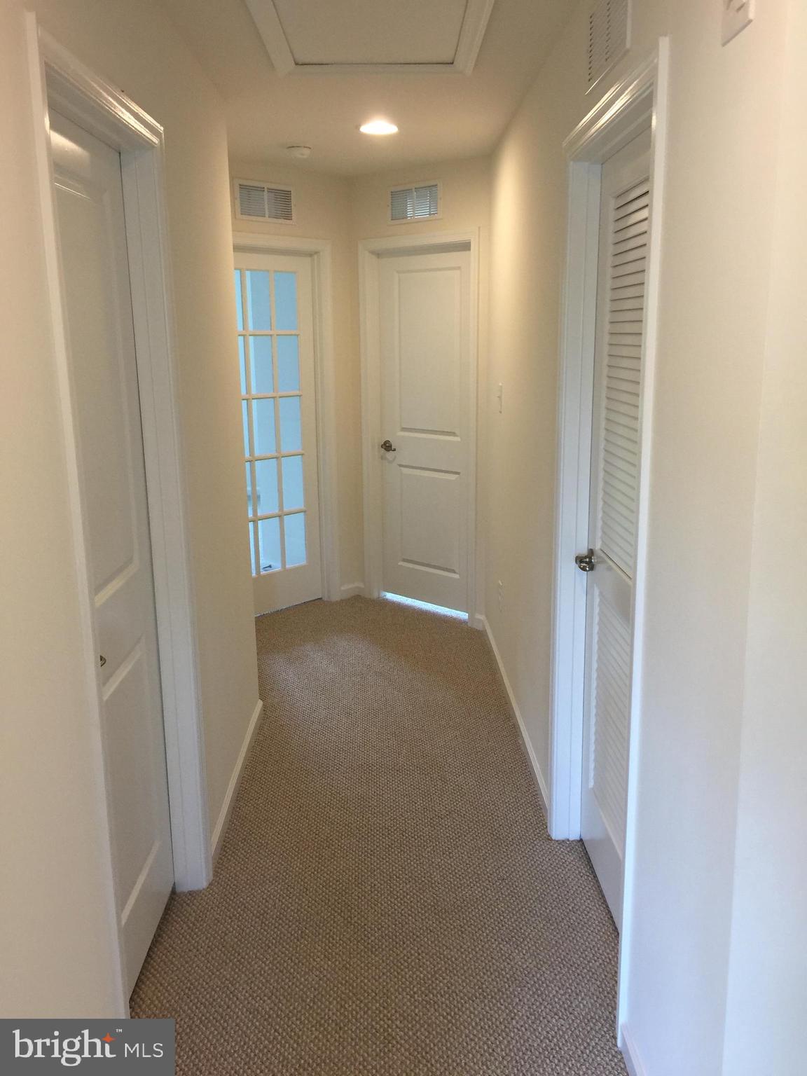 74 Sundance Drive Hamilton, NJ 08619 - Photo 8 of 15 Upstaris Hallway