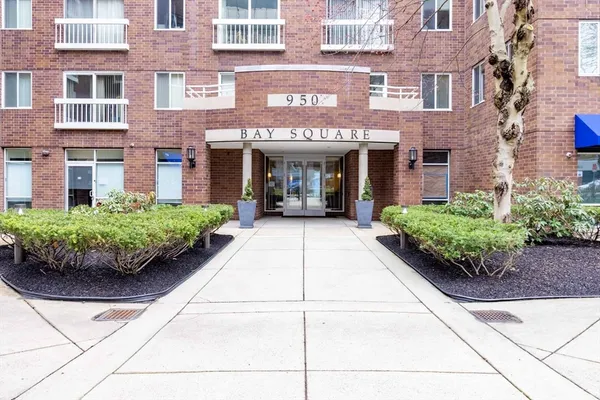 $835,000 | 950 Massachusetts Avenue, Unit 418, Cambridge, MA 02139