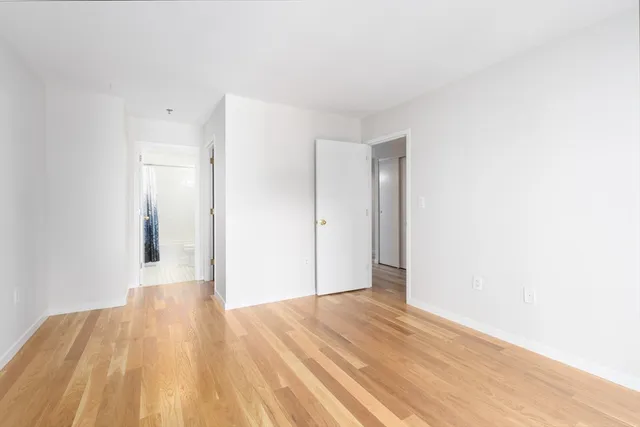 $875,000 | 950 Massachusetts Avenue, Unit 418, Cambridge, MA 02139