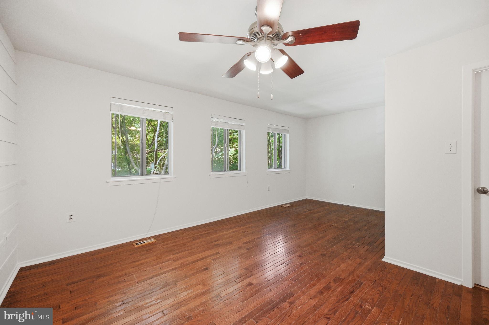 2908 Jermantown Road, Unit 24 Oakton, VA 22124 - Photo 23 of 74 Bright and airy space with nature views.