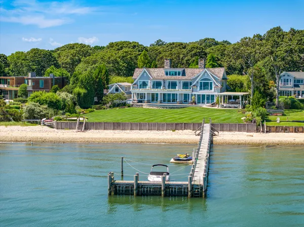 $375,000 | 51 Mashomuck Drive, Sag Harbor, NY 11963