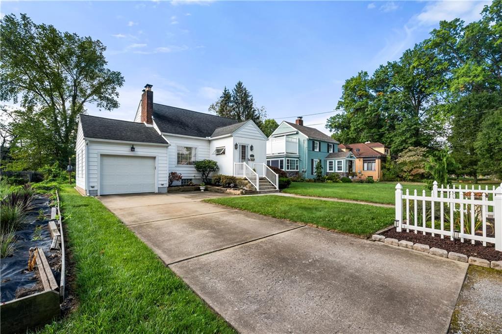 1560 Westerman Road Hermitage, PA 16148 - Photo 2 of 29 Gallery Image 2
