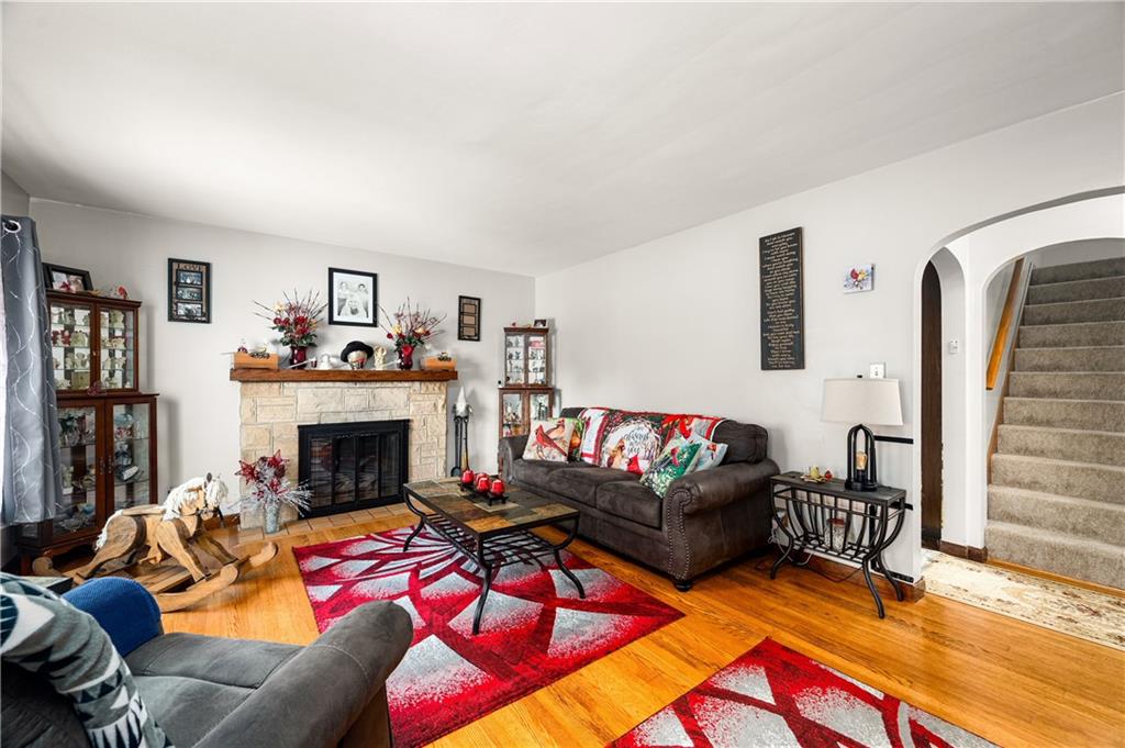 1560 Westerman Road Hermitage, PA 16148 - Photo 5 of 29 Gallery Image 5