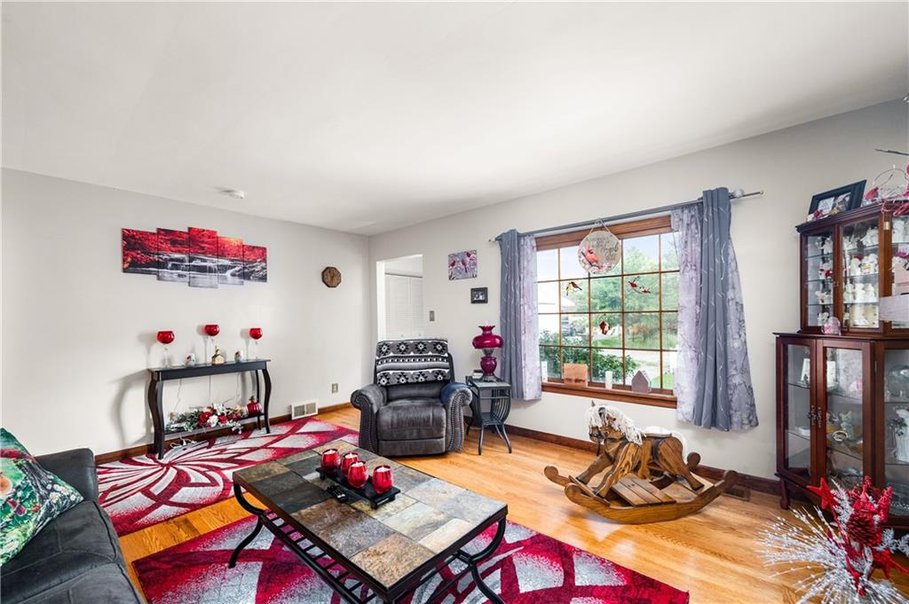 1560 Westerman Road Hermitage, PA 16148 - Photo 7 of 29 Gallery Image 7