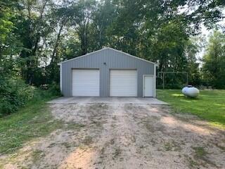 6750 West McBride Road Lakeview, MI 48850 - Photo 6 of 48 Garage