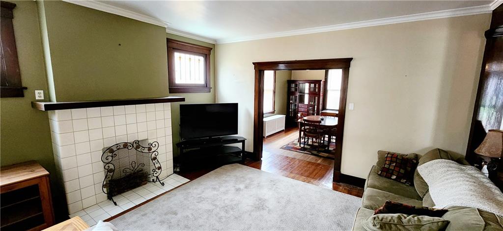 1146 Wayne Avenue McKees Rocks, PA 15136 - Photo 5 of 21 Gallery Image 5