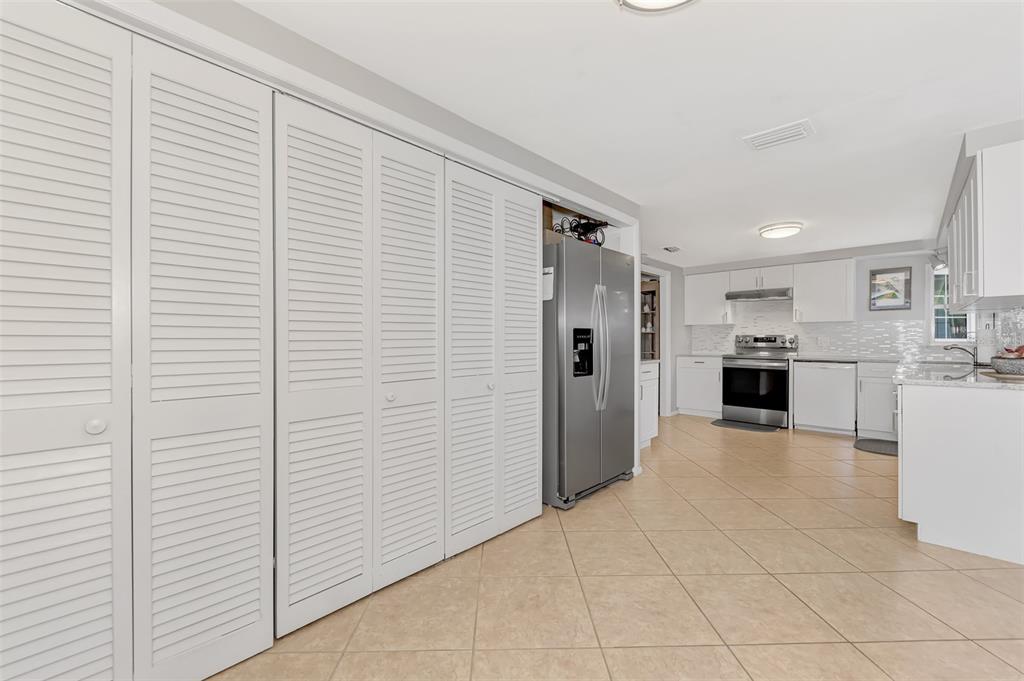 3343 Savage Road Sarasota, FL 34231 - Photo 27 of 57 Gallery Image 27