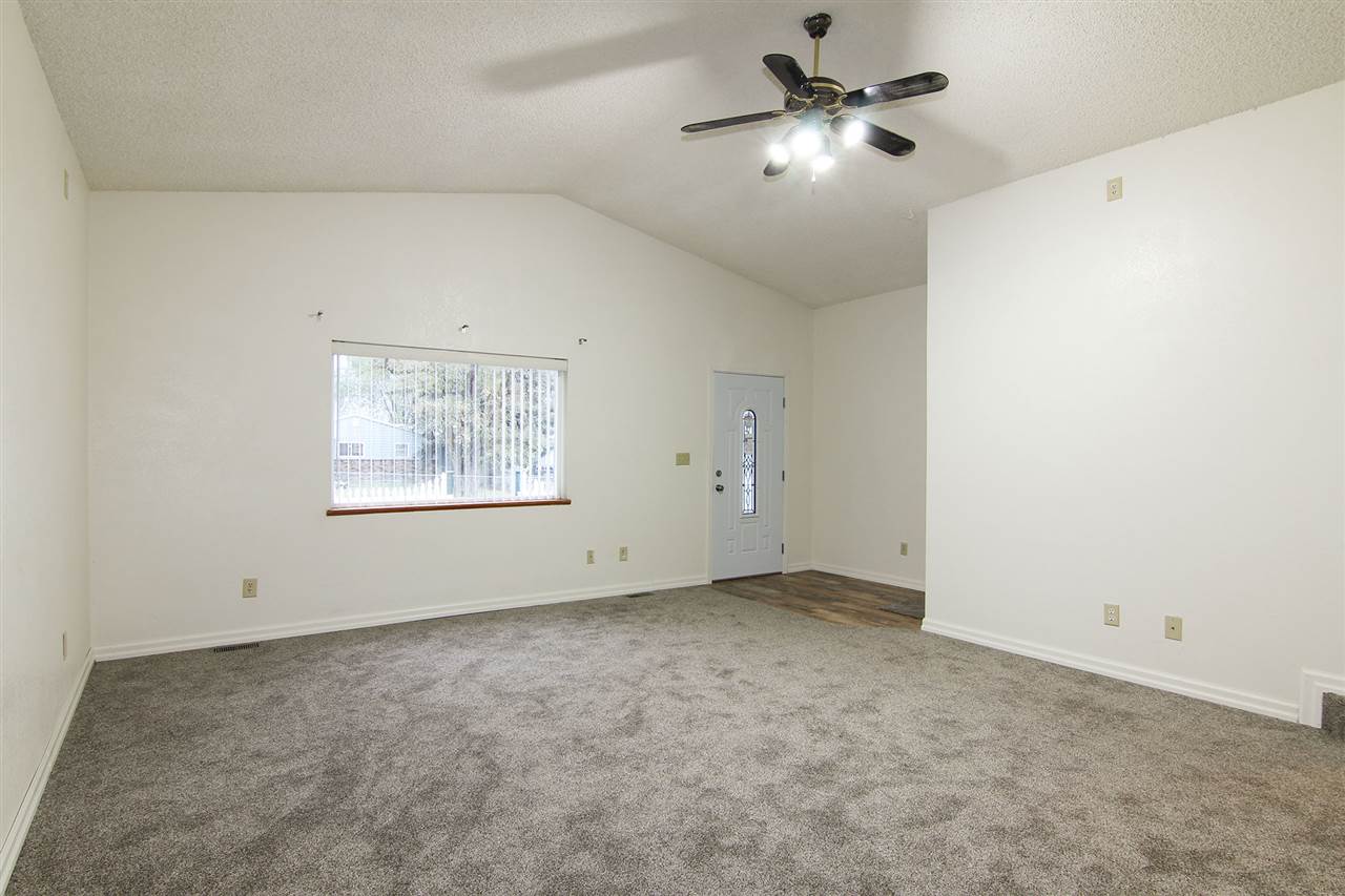 2910 Lincoln Road Spokane, WA 99217 - Photo 5 of 20 Gallery Image 5