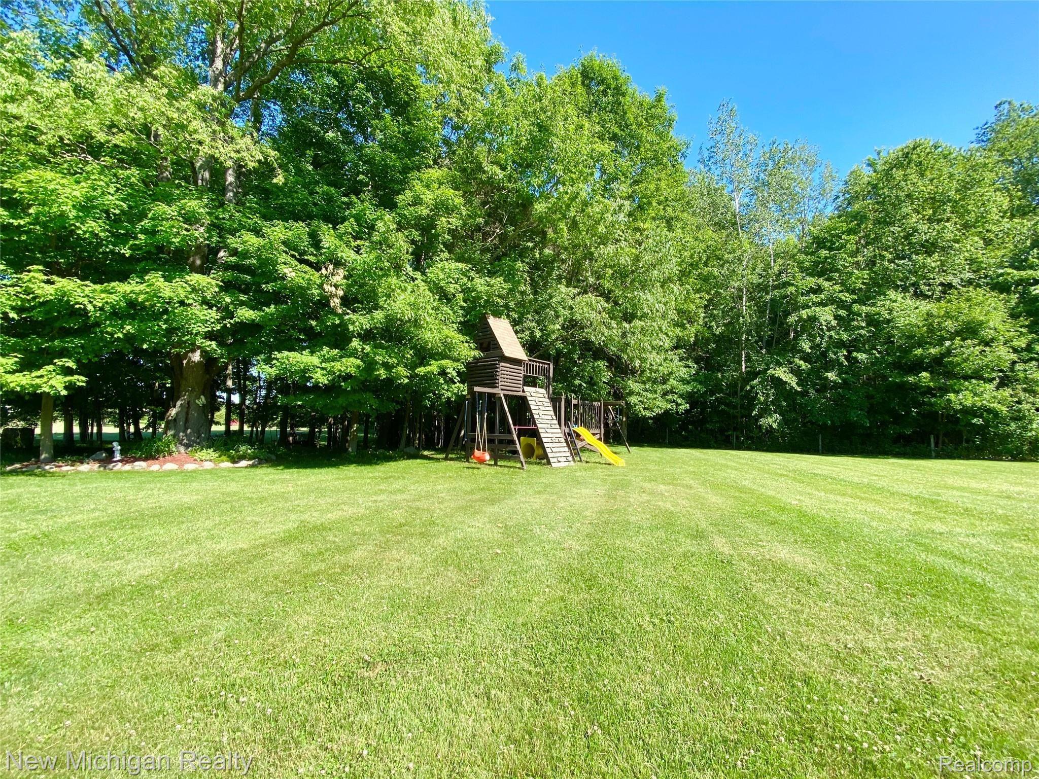 5345 North Gale Road Davison, MI 48423 - Photo 33 of 50 878D85B7-0CEE-4E07-9A1F-1E0E42352F83.jpeg