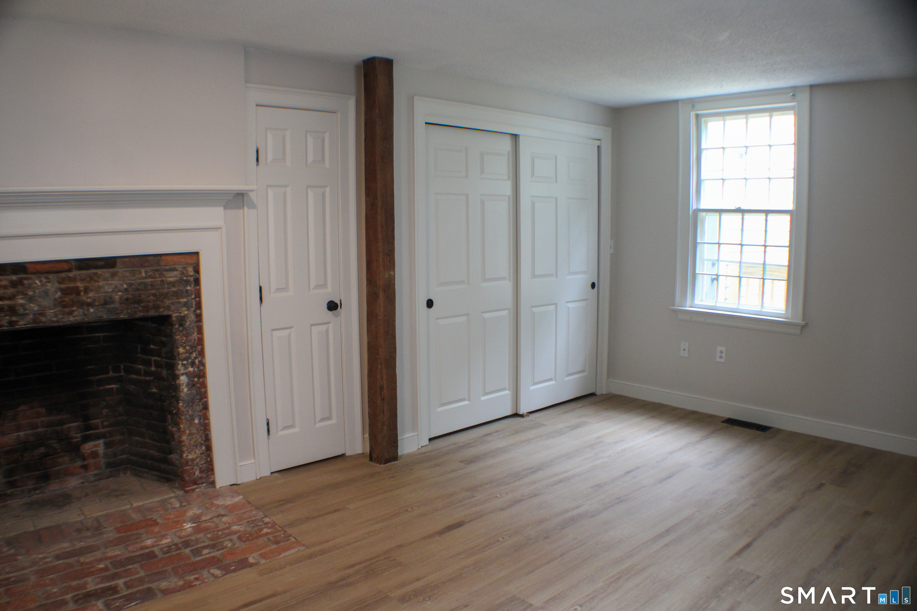 8 Sherman Street, Unit 8 Norwich, CT 06360 - Photo 8 of 14