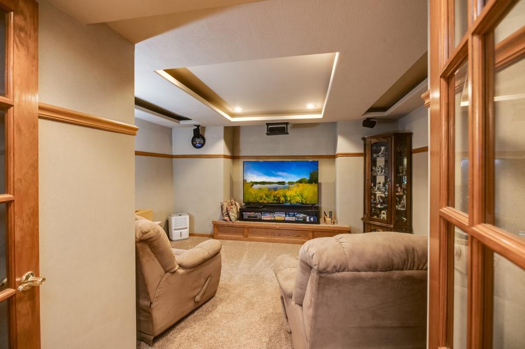 20181 Lake Ridge Drive Prior Lake, MN 55372 - Photo 36 of 45 Gallery Image 36