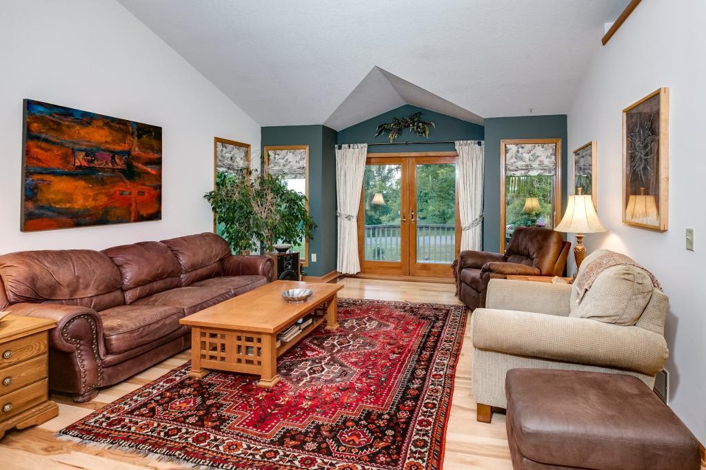 20181 Lake Ridge Drive Prior Lake, MN 55372 - Photo 8 of 45 Gallery Image 8