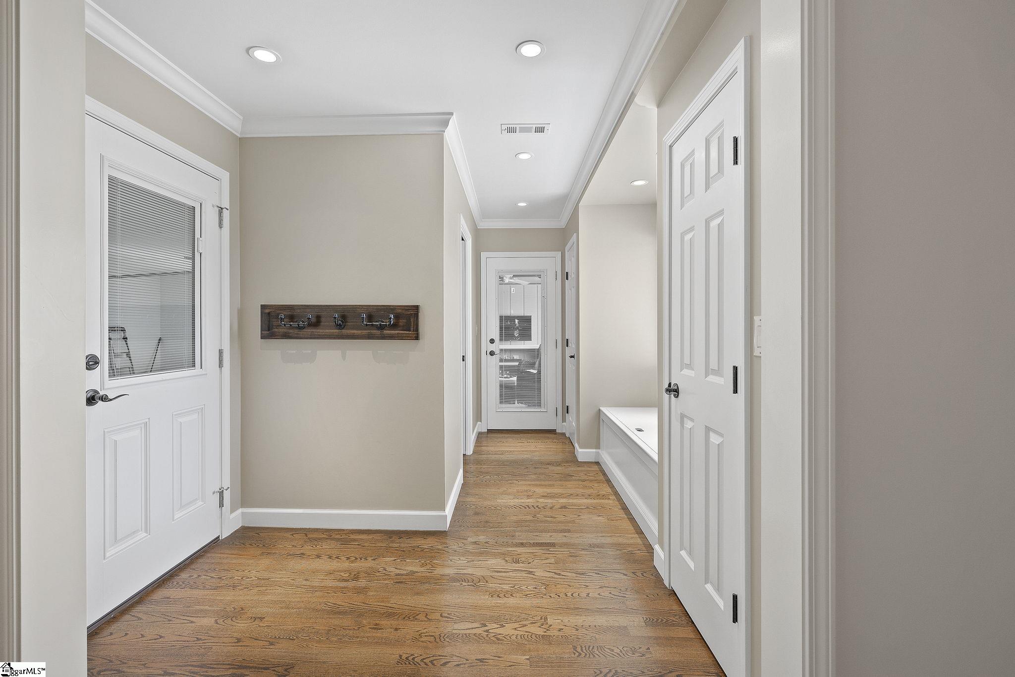211 Sugar Creek Road Greer, SC 29650 - Photo 13 of 38 Gallery Image 13