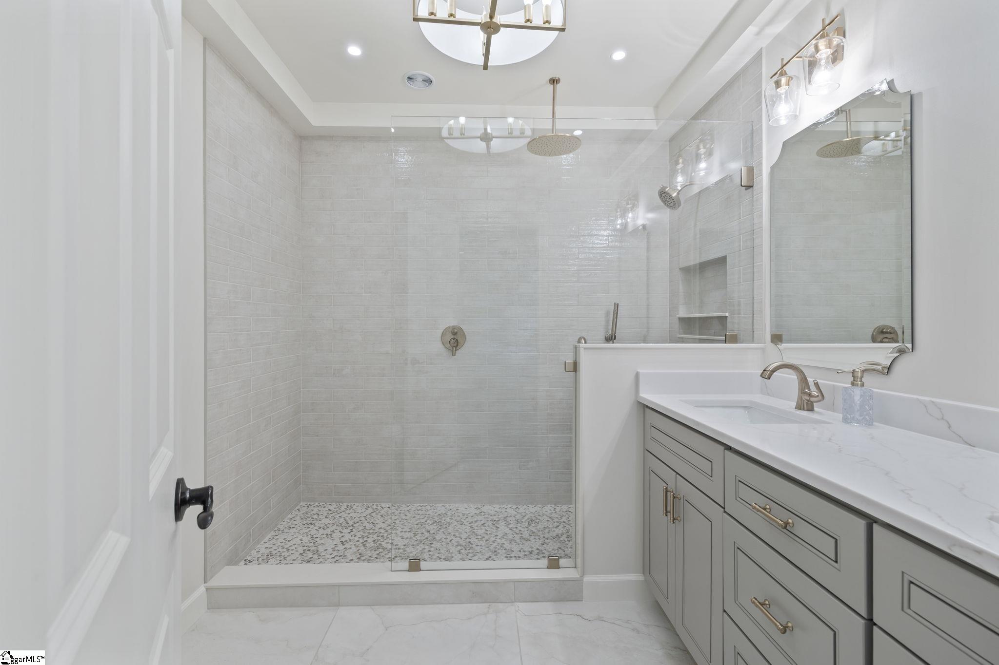 211 Sugar Creek Road Greer, SC 29650 - Photo 15 of 38 Gallery Image 15