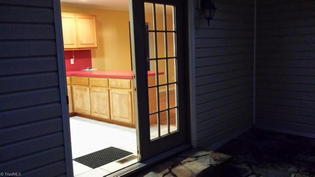 1072 Faulkenberry Road King, NC 27021 - Photo 8 of 16