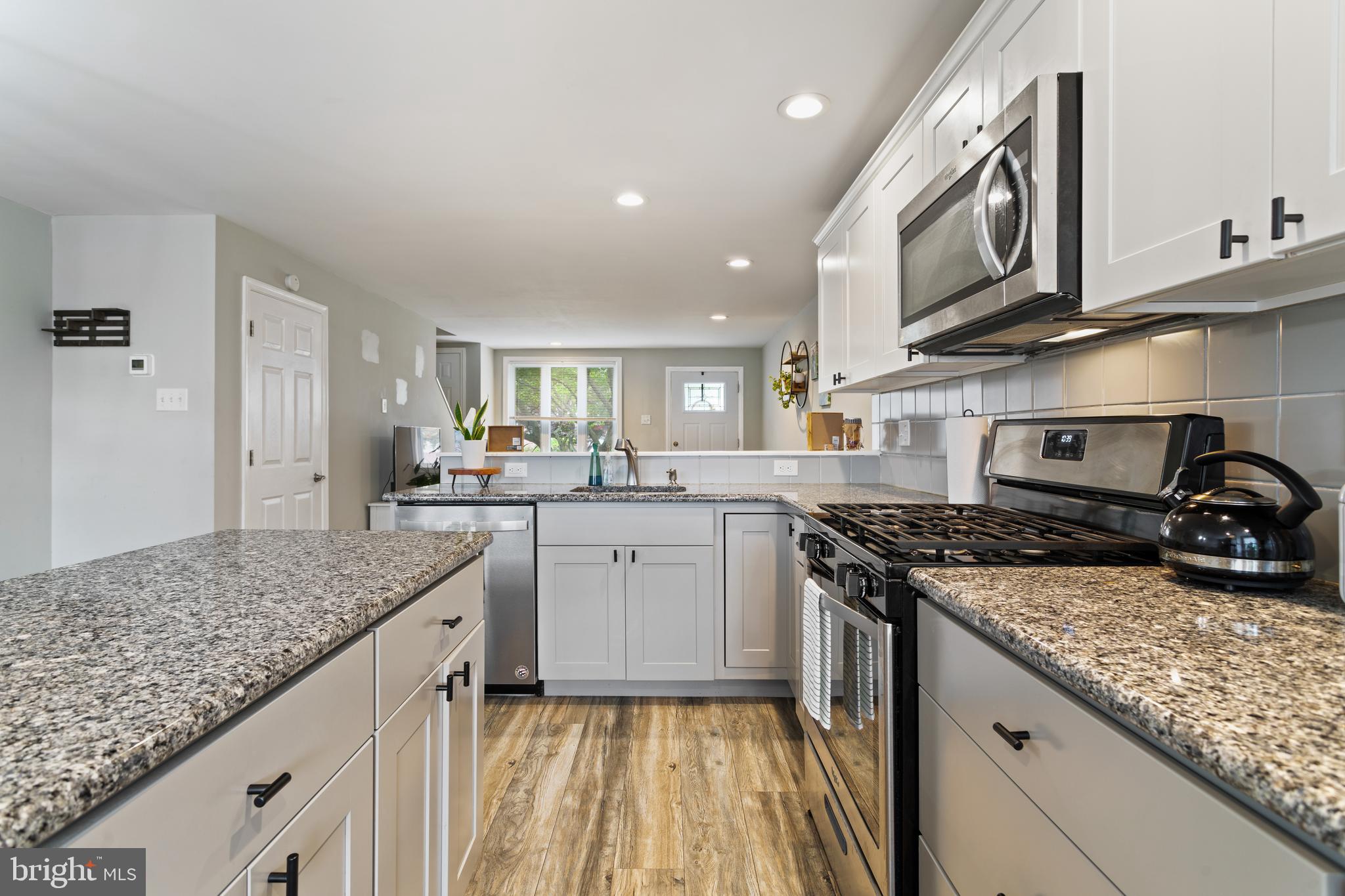 430 Rively Avenue Collingdale, PA 19023 - Photo 12 of 27 Gallery Image 12