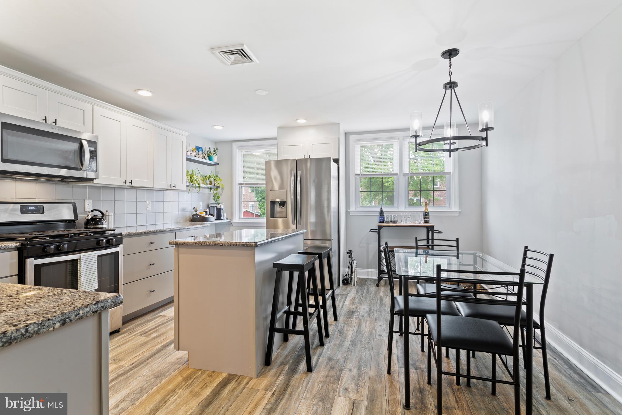 430 Rively Avenue Collingdale, PA 19023 - Photo 8 of 27 Gallery Image 8
