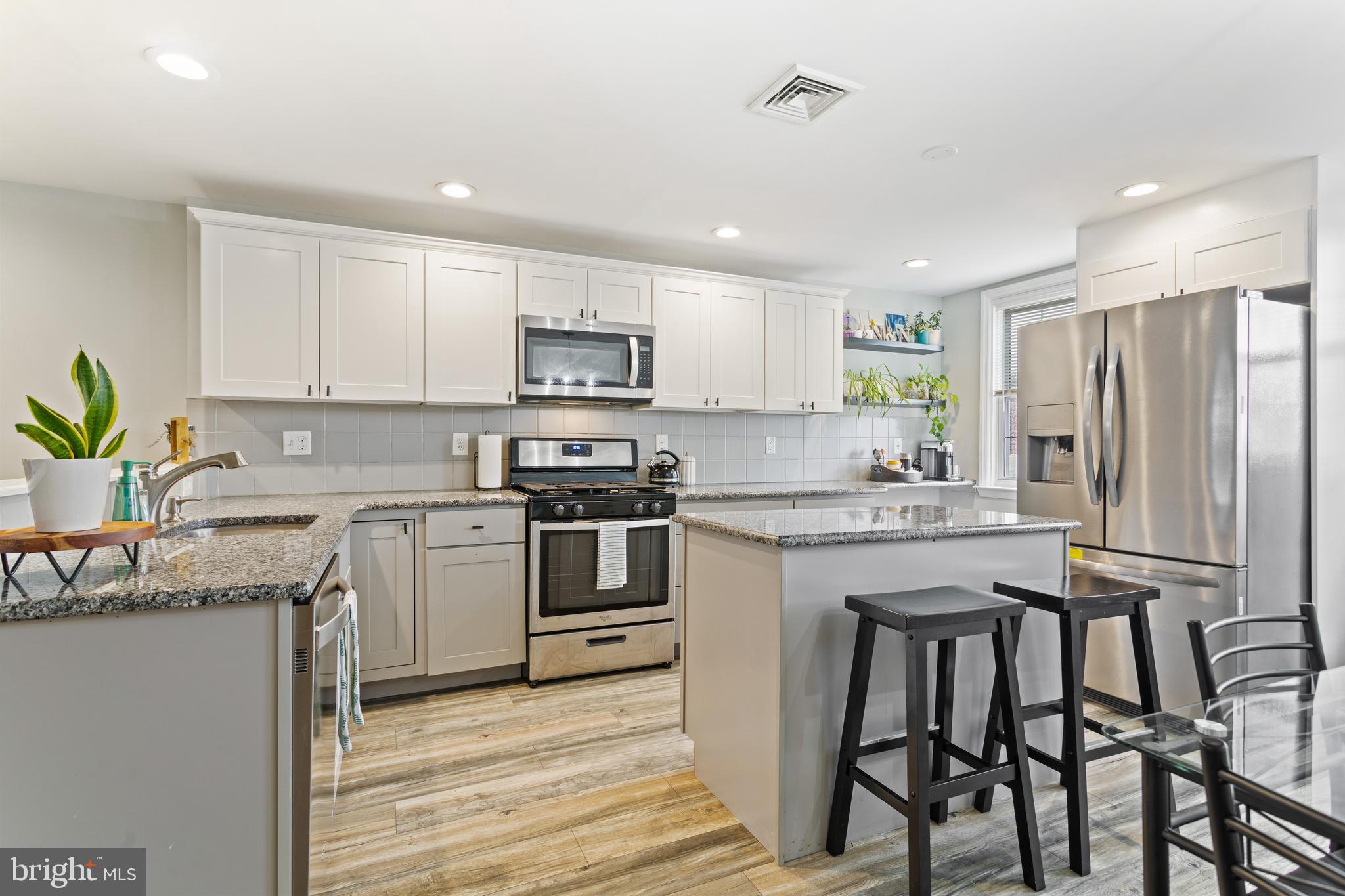 430 Rively Avenue Collingdale, PA 19023 - Photo 9 of 27 Gallery Image 9