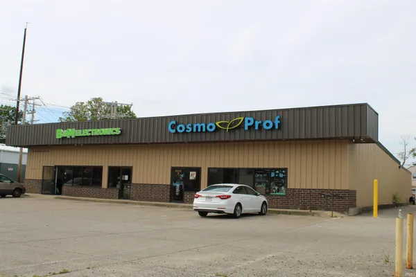 $875,000 | 2810 Covert Avenue, Evansville, IN 47714