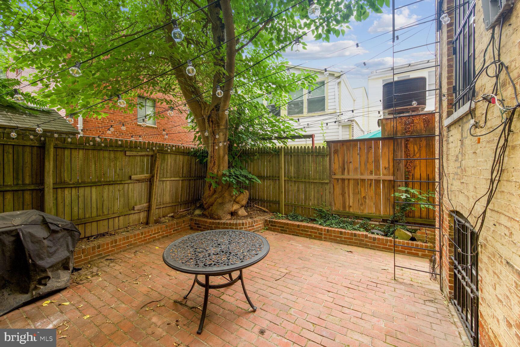 122 4th Street Southeast Washington, DC 20003 - Photo 14 of 14