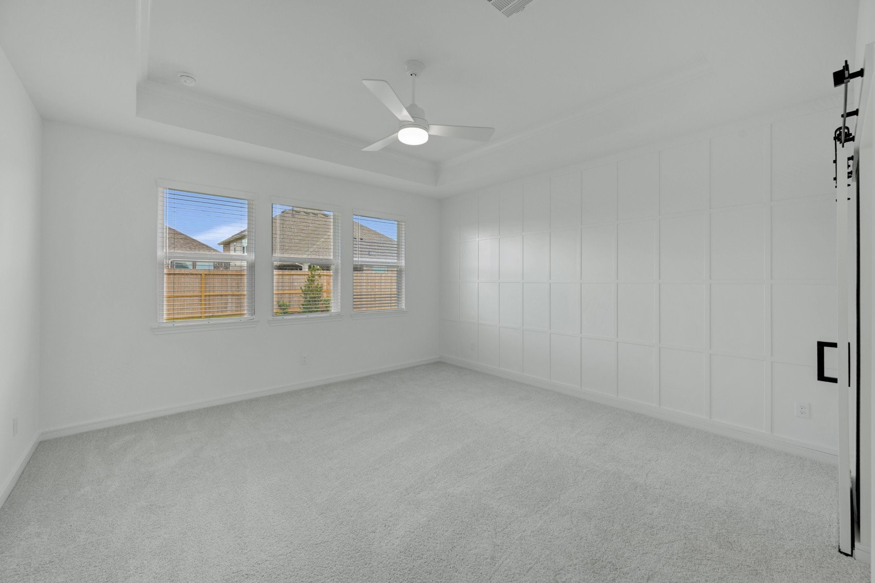 3214 Rios Court League City, TX 77573 - Photo 10 of 48 Spacious primary suite