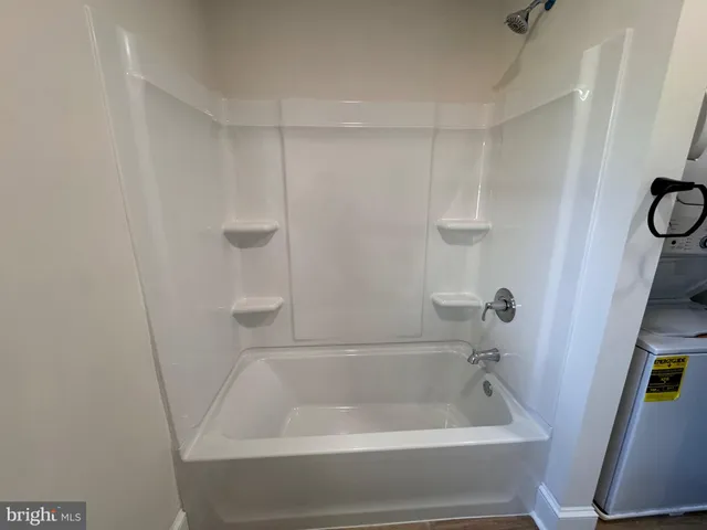 $1,250 | 666 St Joseph Street, Unit 1A, Lancaster, PA 17603