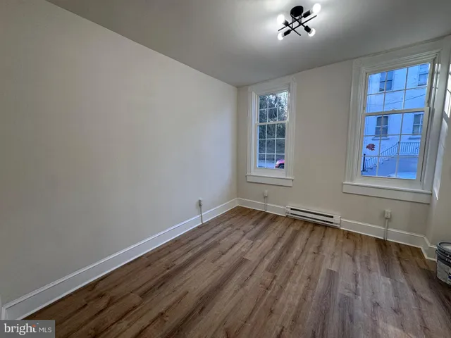 $1,250 | 666 St Joseph Street, Unit 1A, Lancaster, PA 17603