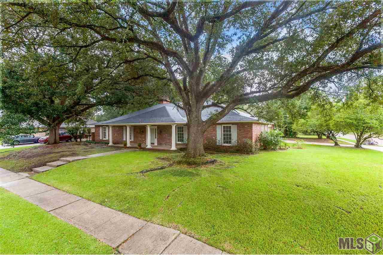234 Court Street Baton Rouge, LA 70810 - Photo 1 of 8 Front of House