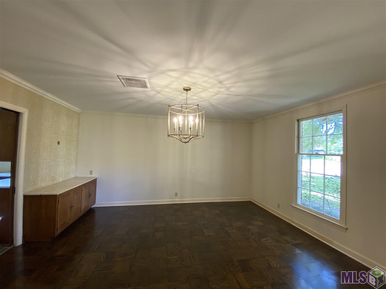 234 Court Street Baton Rouge, LA 70810 - Photo 6 of 8 Dining Room
