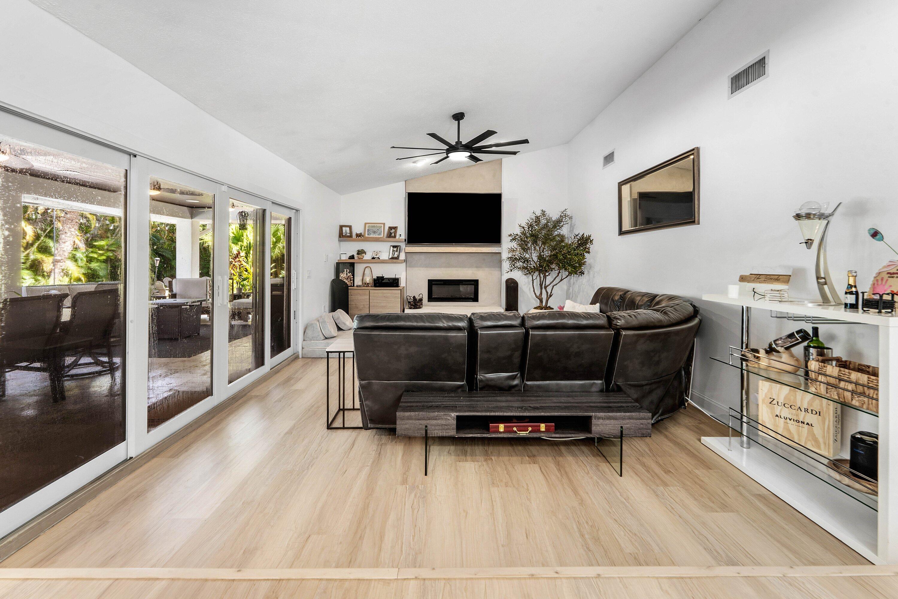18329 Loxahatchee River Road Jupiter, FL 33458 - Photo 16 of 44 impact sliders