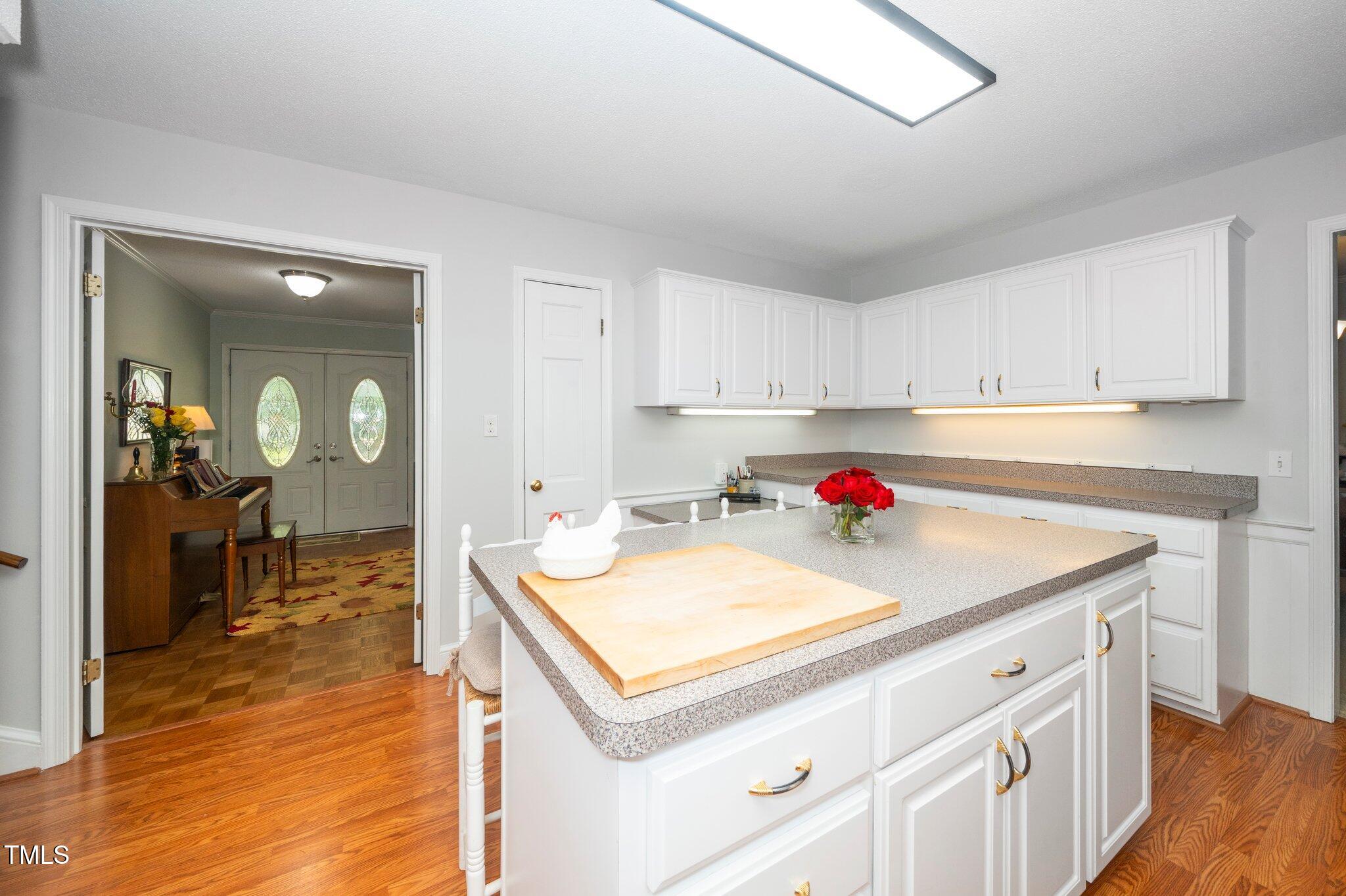 1312 Hampton Valley Road, Unit 10 Cary, NC 27511 - Photo 9 of 35 Kit Island