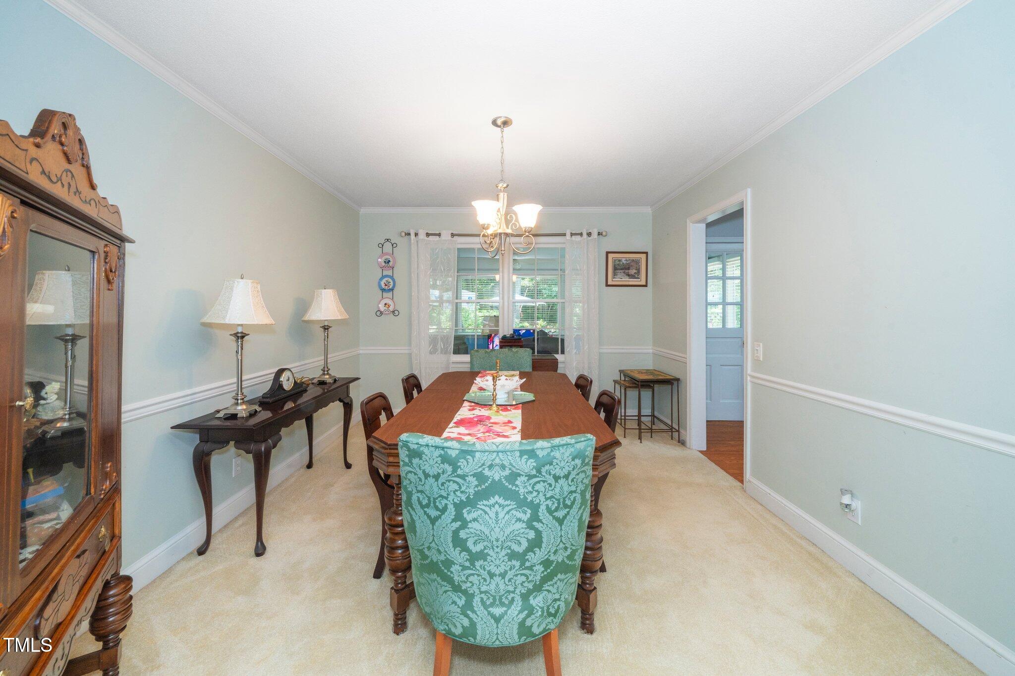 1312 Hampton Valley Road, Unit 10 Cary, NC 27511 - Photo 7 of 35 Dining room
