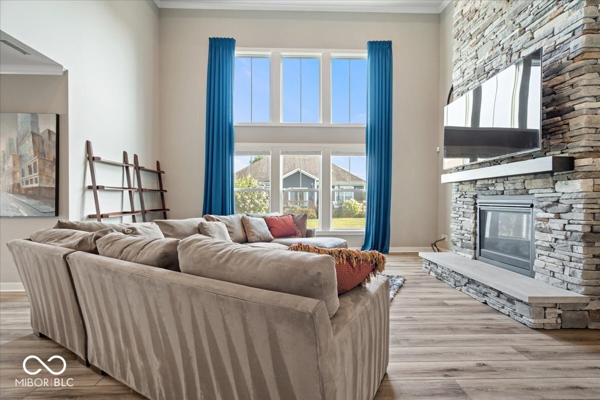 15154 Blue Ribbon Boulevard Fishers, IN 46040 - Photo 5 of 42 Gallery Image 5
