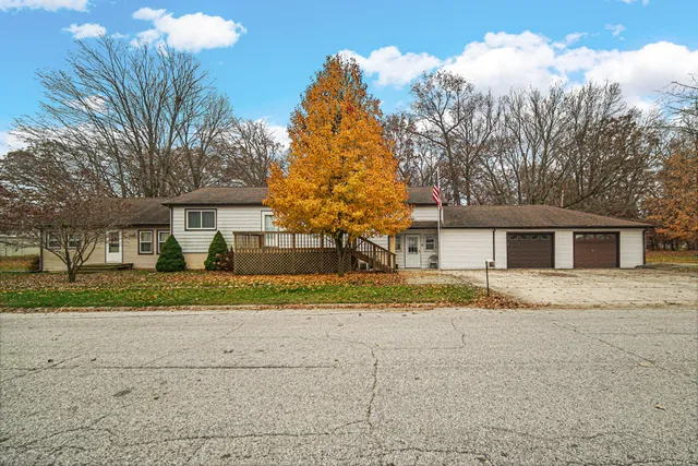 $192,000 | 415 Grenway Road, Kingsford Heights, IN 46346