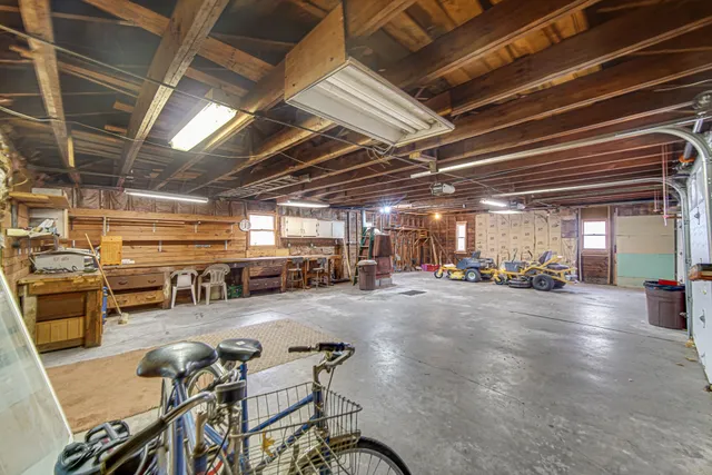 $192,000 | 415 Grenway Road, Kingsford Heights, IN 46346