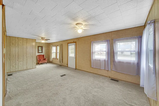 $192,000 | 415 Grenway Road, Kingsford Heights, IN 46346