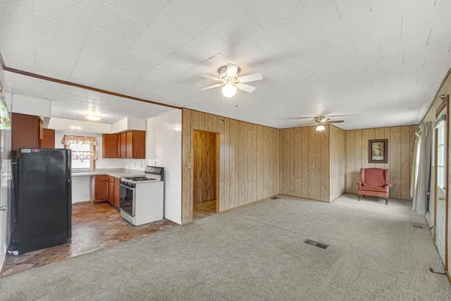 $192,000 | 415 Grenway Road, Kingsford Heights, IN 46346