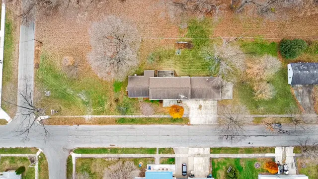 $192,000 | 415 Grenway Road, Kingsford Heights, IN 46346