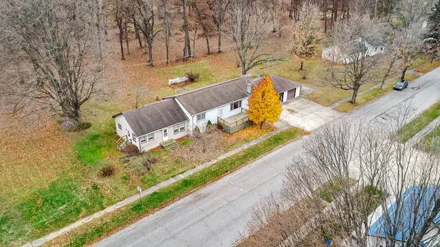 $192,000 | 415 Grenway Road, Kingsford Heights, IN 46346