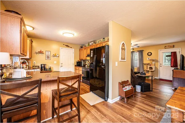 $289,900 | 1324 39th Street Southwest, Hickory, NC 28602