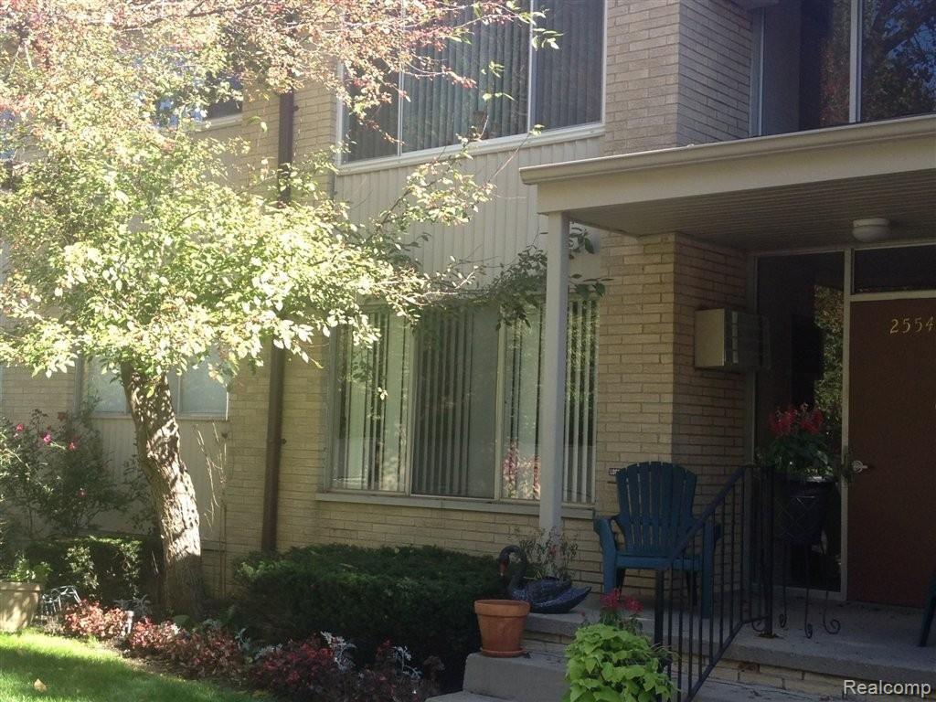 25545 Lahser Road, Unit 7 Southfield, MI 48033 - Photo 1 of 7 front lasher.JPG